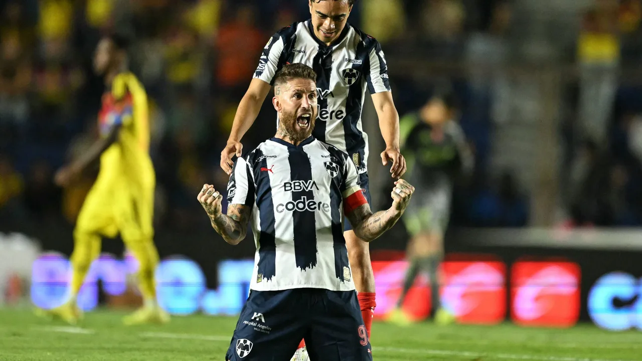 صفقة منتظرة.. نادٍ عربي يتحرك لضم المدافع الإسباني سيرجيو راموس بعرض جاد واحترافي